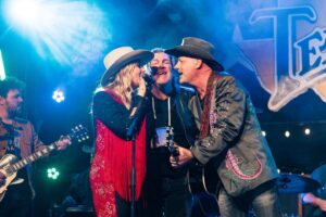 Miranda Lambert Instagram - 3 weeks ago today. My Billy Bob’s Texas  boot scootin’ 40th💕. The absolute best  birthday my Texas heart could ask for. Thanks @cameronruthm for putting it all together and for the  prettiest balloon arches I’ve ever seen. And huge thanks to my pals and hero’s  @adamhoodmusic @randyrogersband @wadebowen for over 20 years of friendship and for entertaining us all night. Thanks to my city mouse friend @telemitry for going country , for the late night jams, and even wearing fringe🤠. Thank you @tylerjconrad for capturing all the fun. 

I got to enter a new decade with dear friends and  family at my favorite honky tonk @billybobstexas . There are so many pics full of  joy and smile’s so I’m gonna keep on posting’! That’s why it has  taken me 3 weeks to post these. I’ve just been overwhelmed with gratitude and love for everyone that came to scoot your boots with me. I love all of y’all so so so much❤️🤠cheers to 40!

📸: @tylerjconrad