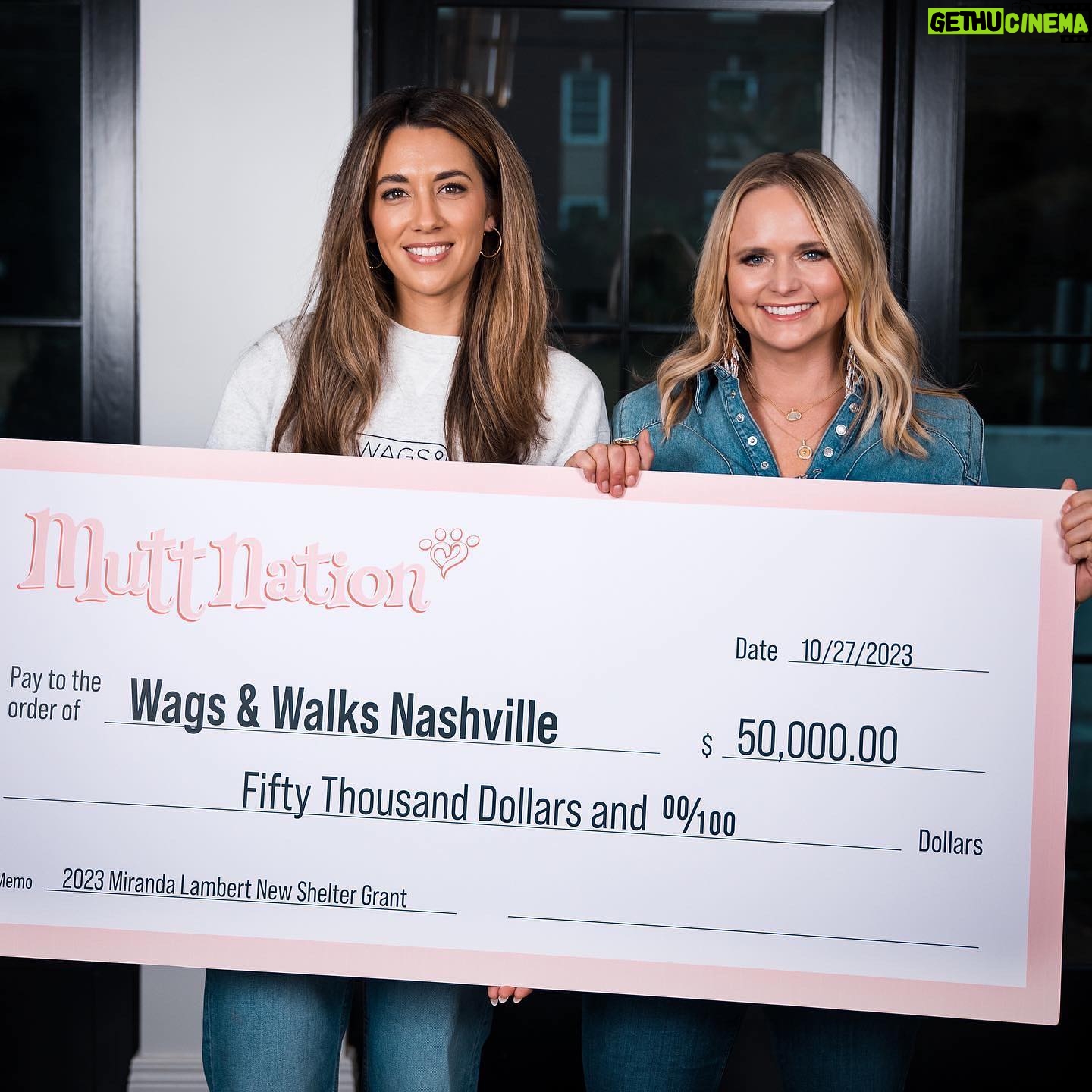 Miranda Lambert Instagram - I’m grateful for the support I received early in my career, and @muttnation’s “Miranda Lambert New Shelter Grant” is my way of paying it forward to shelters that are just starting out. Congrats to my SHEro @emmylou_harris_ with @crossroadspets & @kathrynhurley_ with @wagsandwalksnashville for being the first grant recipients! They both inspire me. 💖🐶 📸 @tylerjconrad Nashville, Tennessee