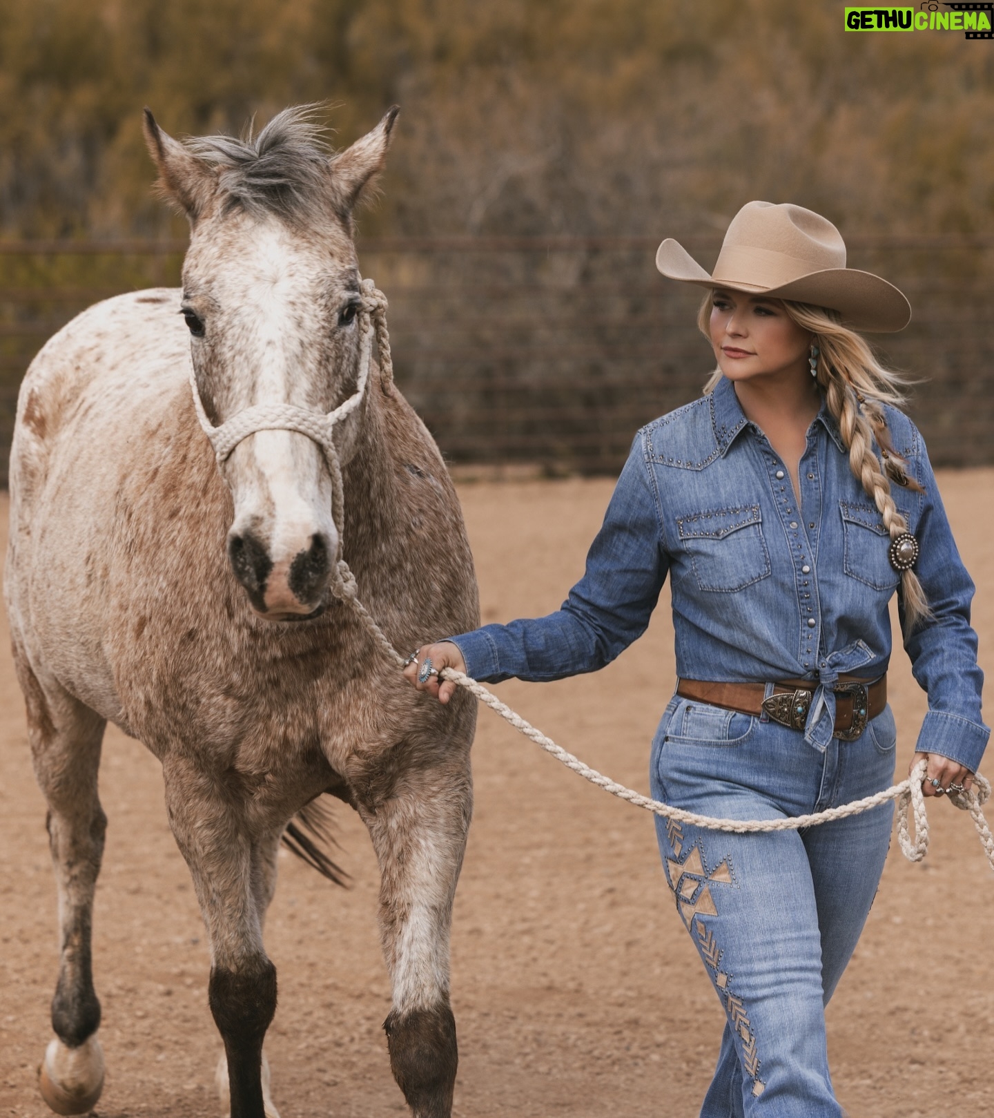 Miranda Lambert Instagram - If you climb in the saddle, be ready for the ride 🐴 The @idyllwind Spring Collection is here!