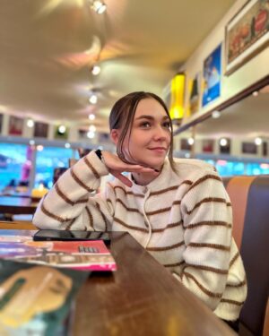 Miray Akay Instagram - Ben latte alayım en iyisi 😅