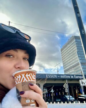 Miray Akay Instagram - Hallo 🇩🇪
