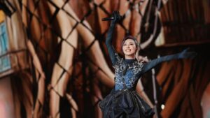Miriam Yeung Chin-Wah Instagram - 時隔四年重啟大型巡演，真的很緊張，也很期待。做了很多的準備，一直等待呈現完美舞台的這天，希望大家都喜歡和享受這次的相遇。

再次感謝台前幕後所有的工作人員的付出，最感謝大家的到來。無論在綵排還是正式的演出，也知道很多歌迷在場外的陪伴，希望大家能注意安全。

後續還有其他場次，MY TREE OF LIVE 是一棵正在生長的樹，大家一路相會，你們的支持和養分，在光合作用下，將在年輪𥚃，刻上重要的印記 💜

#MYTREEOFLIVEWORLDTOUR
#楊千嬅MYTREEOFLIVE世界巡迴演唱會