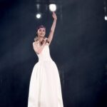 Miriam Yeung Chin-Wah Instagram – .
還能與你再聽幾多音樂🎶
再次約定，今晚7點見
#MyTreeOfLiveWorldTour