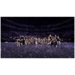 Miriam Yeung Chin-Wah Instagram - 今天是正月12🎂 繼續新年好💜很開心過了一個充滿愛和有意義的春節假期。忙碌過後，終於沉澱下來，分享一下情人節那天的演出感受。還是很感謝每一位到場的觀眾，來自不同城市，不同國家的歌迷們，演唱會是雙向奔赴的，感謝你們給予我充滿愛的回憶。MY TREE OF LIVE 能夠生長到2.0，除了要感謝台前幕後所有演職員的努力，也感謝每一位從巡演開始到現在每一票的灌溉，讓這粒音樂種子，慢慢長成一棵大樹。這棵樹對我來說的意義非常深厚，彷彿代表着我的音樂人生。這個百分百的粵語歌單，可能不是每一位入場觀眾都很熟悉，但還是感謝你們耐心地聆聽千嬅的音樂世界，希望「新朋友」也可以重新認識楊千嬅，由稀客變成熟客😊也感謝一路以來給我那麼高水準作品的音樂人。我會繼續努力，用心唱好每一首歌，讓自己的音樂扎根。今天剛好也是我的農曆生日，走到現在很感恩很感激所有的知遇，人生匆匆，為自己的夢想熱辣滾燙地奔馳，何樂而不為😊我們一起繼續愛自己，為自己加油💜 #MYTREEOFLIVEWORLDTOUR