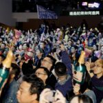 Miriam Yeung Chin-Wah Instagram - 沉澱了一天，遲來的感謝 人生的下半場正式開始，感謝過去，的確有千言萬語想分享，也只能盡在不言中，想說的已經在我的作品中表達了。My Tree of Live 就是人生下半場的一個序幕，半百時光飛逝，但每1分每1秒都充滿回憶和意義，能夠在自己選擇的路上戰戰兢兢地走着，是幸福的。感謝音樂加持了我的人生，感謝每一位愛我的人，感謝我的知遇，感謝我的過去，很想做一些有意義的事。音樂是充滿愛的，也是非常大的能量，希望大家也會緊記着活着的美好。我們有心跳，就有希望，困難的時候緊記着，自己可以拯救自己，千萬不可以放棄自己，要好好愛惜自己，要堅信所有低潮的日子總有一天會過去。 同時亦感謝每一位到來生日限定音樂會的群英們，也感謝所有在線上登記了的歌迷們，很抱歉因為場地人數未能所有會員可以一起參與，但你們的祝福和心意我全部收到了。 最後感謝一班盡心盡力在我身後支持著我的團隊，很多製作人員、台燈聲、導演組、VJ、Key Art 設計、妝髪服團隊、公司同事們等等…謝謝你們與我一同迎接這個下半場的開始。永遠有下一次的，期待下一次的家庭聚會。 I love you all 💜 Make up: @lingchan_makeup _makeup Hair: @hairby_cooney Outfit:@carolinaherrera @joycehk Jewelry: @vann_jewellery #joycehk #carolinaherrera #楊千嬅MEETYOUATTHEHALFWAY #MIRIAMMINICONCERT生日限定