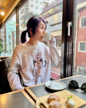 Miriam Yeung Chin-Wah Instagram - 照片不只記錄了旅程☕️也記住了快樂
#tbt
#如果東京不快樂
想唱一次😄
