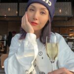 Miriam Yeung Chin-Wah Instagram - 除咗咖啡☕️⋯⋯還有⋯⋯🥂🥂