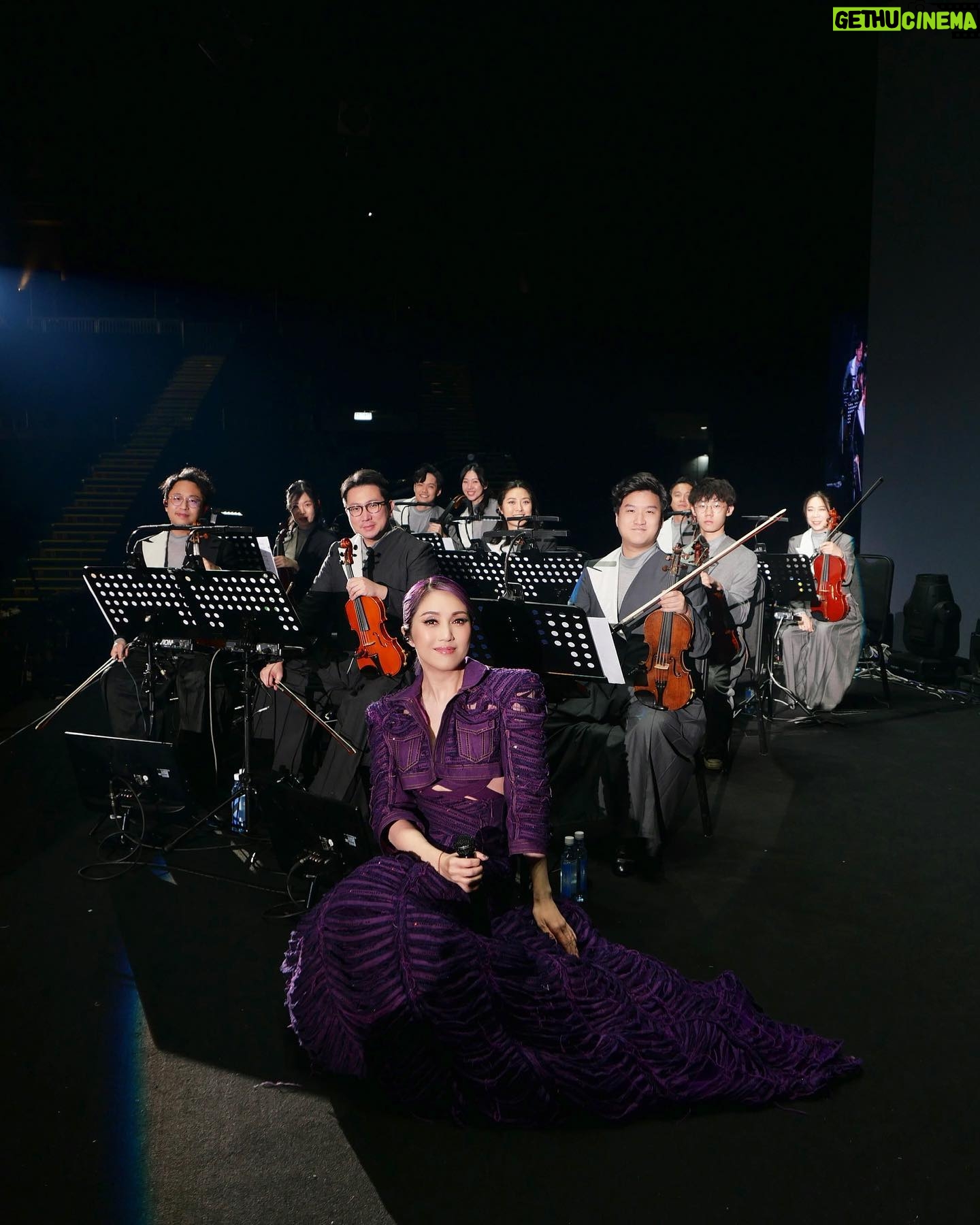 Miriam Yeung Chin-Wah Instagram - 突然懷念⋯⋯ #Bminor #我很喜歡的管弦樂團💜 #他們很優秀
