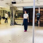 Miriam Yeung Chin-Wah Instagram – 一路走過來不知不覺已廿八個年頭，我很感恩，也慶幸仍然對自己舞台上的可能性感到好奇，歌手需要在舞台不斷學習和成長，從中發現自己的不足之處，不斷改進，不辜負夢想。在這路上雖然很累，但能在年輪的維度𥚃長出智慧，讓自己的夢想發芽，都是值得的💜
我們已經準備就緒，期待在舞台上與你們遇見，讓「光合作用」令演出長出一個新的高度。

#楊千嬅MYTREEOFLIVE世界巡迴演唱會