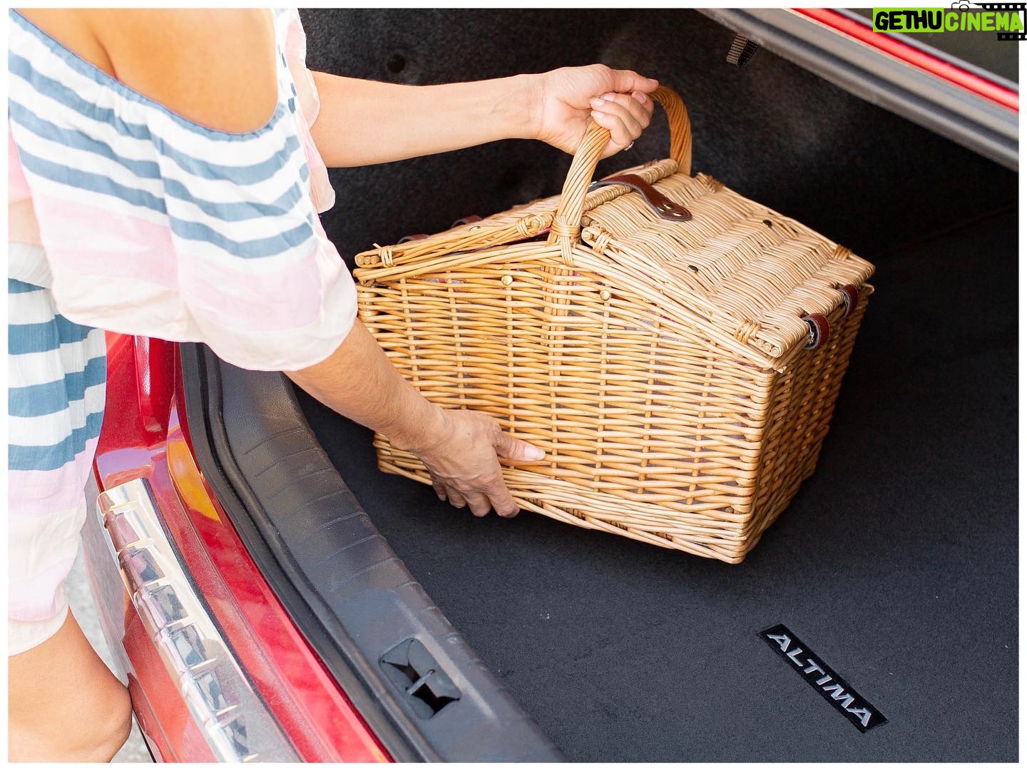 Misty Copeland Instagram - Hello Spring! The warm weather in New York City calls for a celebration, and luckily my @nissanusa Altima is perfect for getting me, and everything I need for a picnic, there! #nissanpartner