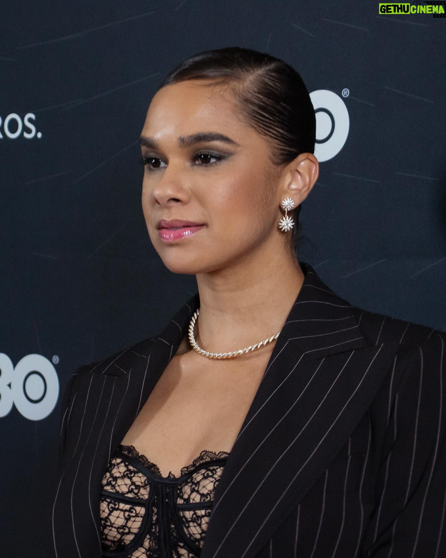 Misty Copeland Instagram - Suited up for the @urbanworldff to screen @oaklandflowerfilm alongside some incredible films ❤️🎥 Suit @dolcegabbana Shoes @rogervivier Bag @judithleiberny Jewelry @davidyurman Rings @completedworks Styled by @kahlihaslam Hair @jefffrancishair Makeup @victorhenao