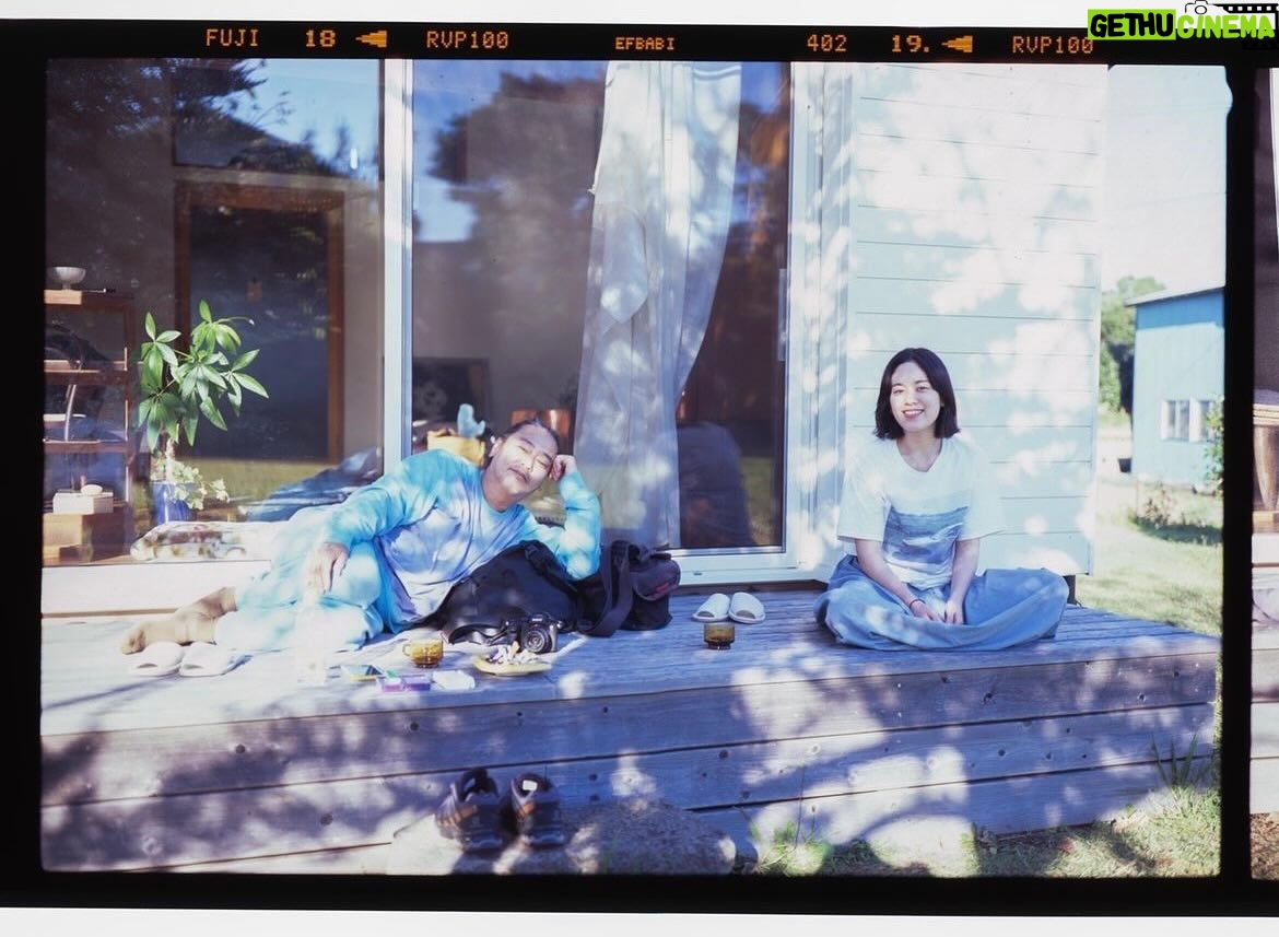 Miwako Kakei Instagram - 佐内さんと写真集のおはなし じっくりと話すイベントがあります。🍵 5月25日(土)開場17:30〜 青山ブックセンター 18:00開始/19:30終了予定 100名様限定。応募〜抽選 青山ブックセンターHPよりご応募下さい。 https://aoyamabc.jp/products/2024-5-25 Photo by @ora_haruki 🌱 #ゴーみぃー #佐内正史 #筧美和子