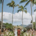 Miyū Ikeda Instagram - ． 結婚して1年5ヶ月が経ち、 やっと結婚式を挙げることができました💍 しかもハワイという最高すぎる場所で🌺♡ 正直、1年半経って新婚ほやほや感が無かったし ファーストミートの時もあんまり実感湧かなかったのに いざ式始まってパーティまで めちゃくちゃ泣いてめちゃくちゃ笑ってた😂🤍 大好きな家族と友達たちもわざわざハワイまで来てくれて 本当に100点満点すぎる日になりました♡ 去年の夏から打ち合わせを何度も重ねて、 内装とかブーケのデザインも オーダーしてたより遥かに可愛くて💐 打ち合わせのスケジュール合わせも大変だったのに 当日も何から何までサポートして頂いた @watabewedding 様様過ぎた🥹🤍 写真がありすぎて しばらく結婚式投稿多くなりそうですが お付き合いください💒