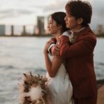 Miyū Ikeda Instagram - ． 結婚して1年5ヶ月が経ち、 やっと結婚式を挙げることができました💍 しかもハワイという最高すぎる場所で🌺♡ 正直、1年半経って新婚ほやほや感が無かったし ファーストミートの時もあんまり実感湧かなかったのに いざ式始まってパーティまで めちゃくちゃ泣いてめちゃくちゃ笑ってた😂🤍 大好きな家族と友達たちもわざわざハワイまで来てくれて 本当に100点満点すぎる日になりました♡ 去年の夏から打ち合わせを何度も重ねて、 内装とかブーケのデザインも オーダーしてたより遥かに可愛くて💐 打ち合わせのスケジュール合わせも大変だったのに 当日も何から何までサポートして頂いた @watabewedding 様様過ぎた🥹🤍 写真がありすぎて しばらく結婚式投稿多くなりそうですが お付き合いください💒