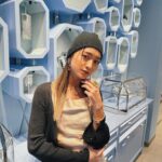 Miyū Ikeda Instagram - ． スワロフスキーで自分へのご褒美とプレゼントを探しに💎♡ キラキラの世界が眩しくて可愛かった〜 大切な人やホワイトデーにぜひ🎁 @swarovski #swarovski #スワロフスキー #Supported