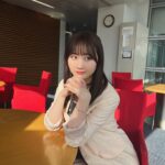 Miyu Honda Instagram - 望結先輩と会議中。