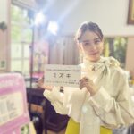 Mizuki Yamamoto Instagram - ⋆⸜☾⸝‍⋆ テレビ東京さんにて、 本日 11月11日（土） 22:00～22:30 『新美の巨人たち』 に出演いたします。 牧野富太郎さんの、「大日本植物志」について。 ずっと行ってみたかった小石川植物園でのロケでした。 2枚目は、寄付をすると頂ける植物の名前が書かれた札です。 ちょうどミズキがありました!(ミヅキだったら完璧だった…(> <))笑 是非ご覧ください。