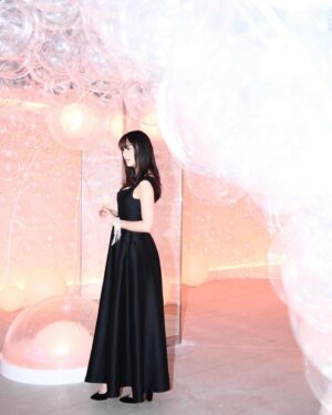Mizuki Yamamoto Instagram - ☾𓈒𓂂𓏸
クレ・ド・ポー ボーテ
誕生から10周年を迎える美容液「ル・セラム」のPOPUPイベント『輝きの原点にもどる鍵』に参加して来ました★

今回のイベントで、肌にも知性があることを初めて知りました。
これから使用して、実感したいです。

ル・セラムを体感するブースでは実際に手にのせて試すことが出来ます。
可愛いリボンも着けてもらえます(^^)

イベントは、
2023年 8 月 1 8 日(金)〜8 月 27 日(日)まで、開催しています。
皆様も、是非.｡oO
☆事前予約制です。

#クレドポーボーテ 
#ルセラム 
#細胞からはじまる輝き 
#pr