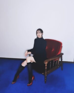 Mizuki Yamamoto Instagram - ⋆⸜☾⸝‍⋆
この度、『さりげなミッキー』アンバサダーに就任致しました★

大人の女性も手に取りやすい、さりげなミッキーの商品はどれも素敵なものばかりです！

私は、カリモクさんのチェアがお気に入りです♪
よく見ると、配色がミッキーになっているんです！

まだまだ気になるアイテムがたくさんあるので、
発信していきますね★

これからよろしくお願い致します！

#PR
#さりげなミッキー
@disneyshoppingjp