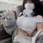 Moe Iori Instagram - 飛行機楽しかった！ でもずっと寝てたから8時間あっという間だったなぁ✈️ このカルバンクラインのトップスが凄く便利でカップ付きTシャツだからこれ一個で楽ちん可愛いスタイルなの嬉しい🥳 #steelseries #ジャカルタ