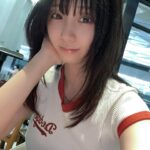 Moe Iori Instagram - ジャカルタの空港✈️で美味しいジュース飲んでた！ アイスハニーって言うんだけど、優しい蜂蜜水？みたいな感じで美味しかった！🍯🍯 #きゅるん