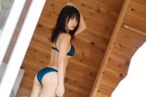 Moe Iori Instagram - グラビア🥳

#きゅるん #グラビア