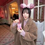 Moe Iori Instagram - お仕事の都合上でお昼過ぎからのディズニーだったんだけど最高に楽しかった！！ 今やってるイベントパルパルーザのパレードも見れて幸せ💕🏰🥳 ミニーちゃんが沢山で可愛かったーーー！ 限定フードも食べれたし第満喫でした！ yamiと行ったんだけど、今度2人の写真もあげるね💕💕 今度は一日お休みの日に早起きしていくぞ…！！ #ディズニー #パルパルーザ
