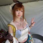Moe Iori Instagram – 昨日はうるハロで #レスレリアーナのアトリエ に登場する先輩錬金術師✨️の #ライザ ちゃんのコスプレをして
ステージに登壇＆世界遺産の前で撮影会をさせて頂きました！😳

トークショーも凄く楽しかったし、世界遺産の前で撮影できる貴重な機会を頂けて凄く楽しかったです🥳
現地の方も県外から遊びに来られた方も凄く楽しまれてていいイベントだなぁってほっこりしてました！

撮影会に来てくださった皆さんもありがとうー！🥳🥳🥳

#レスレリアーナのアトリエ #うるハロ #ライザのアトリエ #沖縄  #コスプレ  #cosplay