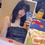 Moe Iori Instagram – お化粧中…🥸

#グラビア #きゅるん
