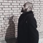 Mohamed Ramadan Instagram - جوة كل شارع في مصر هتلاقي شبهي و الحب بيعمل اكتر من كدة ☝🏽😎❤️ الحمد لله