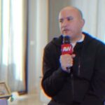 Mohamed Ramadan Instagram - المخرج و السيناريست أ.خالد دياب أولاً شكراً على كلامك الجميل ثانياً شكراً على مشاركتك في كتابة فيلم أسد ثالثاً انا محظوظ بوجودي مع منظومة آل دياب المتكاملة. الله الموفق🎬🎥