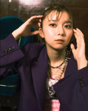 Moka Kamishiraishi Instagram - Zipper 2023年秋号
アザーカット
グランジファッション新鮮でした🎡
ぜひお手に取ってください！
with @ryubi_miyase_official