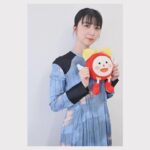 Moka Kamishiraishi Instagram - おはようございます めざましテレビ 11月のマンスリーエンタメプレゼンター 本日最終日でした！！ みなさんに元気を与えるつもりが、1番元気をもらったのはわたしでした🌈 めざましのみなさんが大好きだーー これからも明るい朝を包んでください！ それではみなさん今日もいい日に🌞 そして夜はパリピ孔明最終回みてね！！