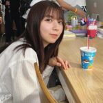 Moka Kamishiraishi Instagram - マクドナルド新cm「マックの晴れスイーツ『メロンとレモン』」篇が本日よりオンエアです！ 夕張メロンシェイクとレモンチーズパイ、とてもおいしくて心が晴れました🍈🍋 店舗では明日から発売スタート！みなさんぜひ食べてみてねっ @mcdonaldsjapan