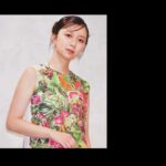 Moka Kamishiraishi Instagram – 今年でブランド創立30周年を迎えるマルニは、“FLOWER GARDEN”をテーマにしたポップアップを伊勢丹新宿店 本館1階 ザ・ステージにて開催中です。
お花のパッチワークをモチーフとした新作のワンピースは、1枚の絵画を纏うような高揚感がありました。🌼
美術館へ出向くような感覚で、ぜひ足を運んでください！

#MARNI