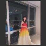 Moka Kamishiraishi Instagram - FNS歌謡祭 「楓」と「DREAMER」ありがとうございました！ 歌を届けられるっていいなあ。 楓色のドレス🍁と英子風味セットアップ❕でした また会えるようにがんばります！