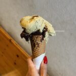 Molly Chiang Instagram - Thank you @riceandshine.co @dzingaigiulio family for taking us on a tour of Lisbon! It was a wonderful experience.🌼✨😍 - #此篇里斯本景點以及Gelato請收藏 #後面有彩蛋影片 昨天 @riceandshine.co @dzingaigiulio 一家人帶著我們遊玩里斯本 帶我去搭了最想搭的里斯本BICA纜車 大家如果來里斯本可以要搭這台 這裡是最經典最好拍的地方✨ 拍起來真的是太可愛了😍 然後大家來里斯本請直接去 《Gelato Davvero》吃Gelato ！！！ 這家開心果Gelato 我給過！！！ 我覺得巧克力的也超好吃 整個黏度跟口感、味道都走在人生對的道路上😂 P.S. 最後影片Leo看到廖亨力的表情我已快笑瘋 小孩子總是誠實的無法隱藏🥰（？）