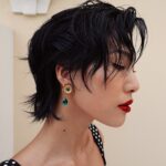 Molly Chiang Instagram - Spent a wonderful 24 hours in Capri with @mytheresa.com x @dolcegabbana 🍋❤️✨ Thank you for the invitation! Everything was just too perfect! ❤️🍋 - Ok封面照是一個義大利優雅女郎準備與愛人共進晚餐情境（？） 誰要跟我晚餐😂🧏🏻‍♀️ OMG 不可能 @mytheresa.com x @dolcegabbana 的晚宴就辦在Capri 的da paolino餐廳！！！😳😱 這家就是Capri最紅最難訂的檸檬樹餐廳😍 兩年前自己來旅遊只訂到午茶 沒想到這次來活動因為品牌吃到晚餐了😝 這裡晚上氣氛真的也是滿點 來南義不能沒有檸檬🍋😆 這次真的是快閃Capri 我只來一天待了24個小時 現在已經離開去下一個城市了 接下來的重頭戲出差 明天12：00公佈！！！ 有人能猜到下一趟任務跟什麼品牌跟去哪裡嗎？ 提示：一個我從來沒去過的城市、跟我最愛的品牌😏