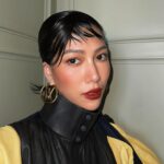 Molly Chiang Instagram - My LV cruise shows diary🧏🏻‍♀️❤️Rocked this look for the shows - how do you guys like it? ✨ #LVCRUISE25 @louisvuitton - #影片要看到最後 It’s LV DAY!!! 讓我們先看這部看秀日記影片😍 這就是我這次的看秀造型☺️ 喜歡嗎！！！ 我的小瀏海有沒有驚豔到你們（硬要問）🤣 更多這次大秀細節分享以及美照 今晚22：00來看🫶🏾 P.S. 吃貨莉莉必須有始有終 我很認真工作也很認真吃🧏🏻‍♀️
