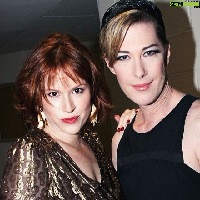 Molly Ringwald Instagram - This was at a benefit where Viv and I each performed songs by Elvis Costello in 2005 ( I'm guessing) I chose "I Want to Vanish" Viv "I Don't Want to Go to Chelsea" #tbt