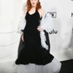 Molly Ringwald Instagram – Swan for the night. Thank you to my incredible team!
Stylist: @andrewgelwicks Makeup: @lisaaharon Hair: @xaviervelasquez Gown: custom @rodarte Jewels: @verdurajewelry Nails: @artnailnyc #feud #trumancapote #theswans 🦢🦢🦢