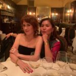 Molly Ringwald Instagram - Family dinner! 🇺🇸🇫🇷🇹🇼