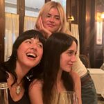 Molly Ringwald Instagram - Family dinner! 🇺🇸🇫🇷🇹🇼