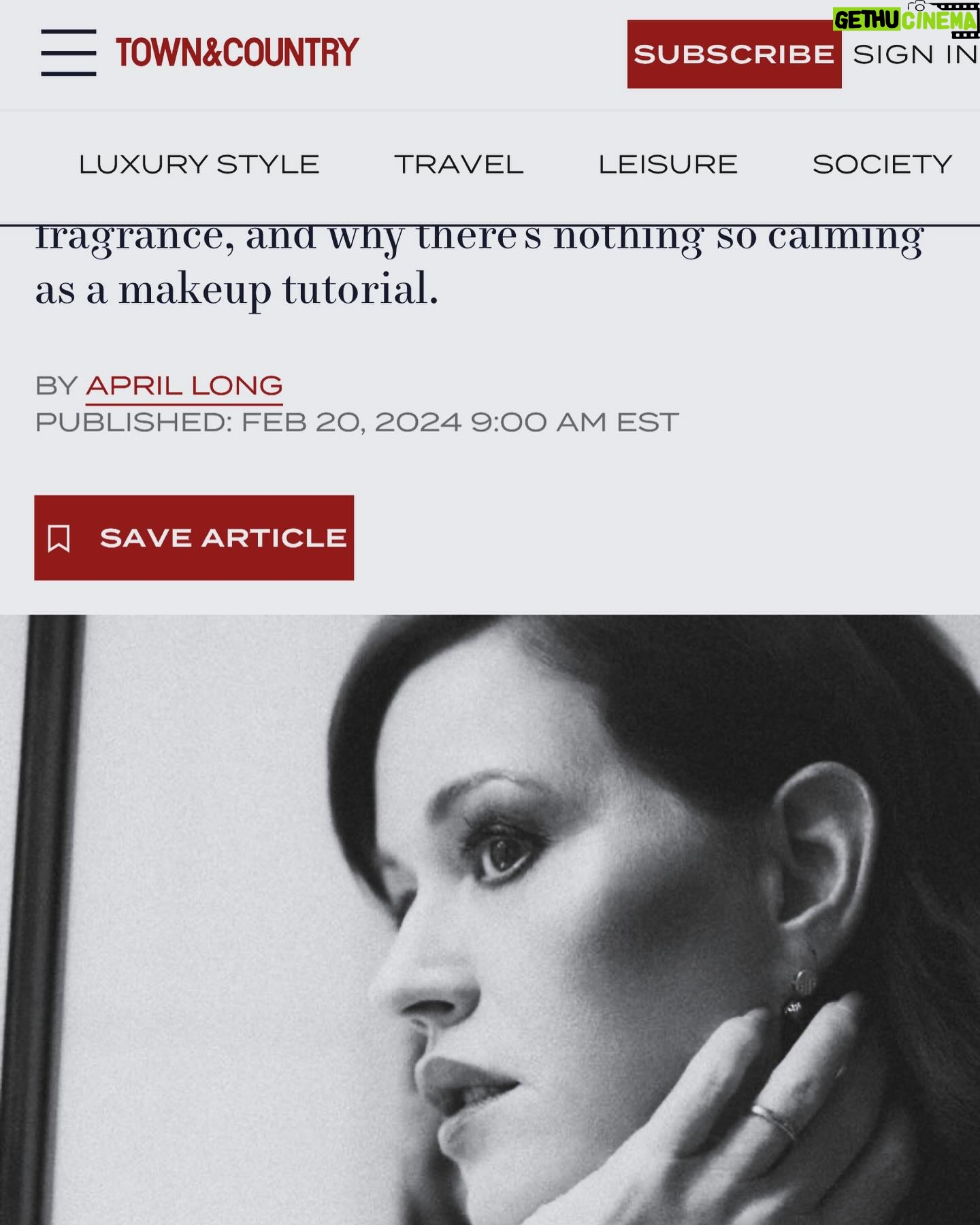 Molly Ringwald Instagram - All things beauty in Town&Country link in bio #beauty #fashion #asmrbeauty #tutorials #nailart #lipstick #daughters