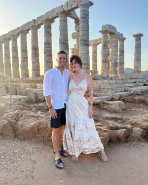 Molly Ringwald Instagram - Our annual trip to Poseidon's temple. 🏛️🇬🇷
