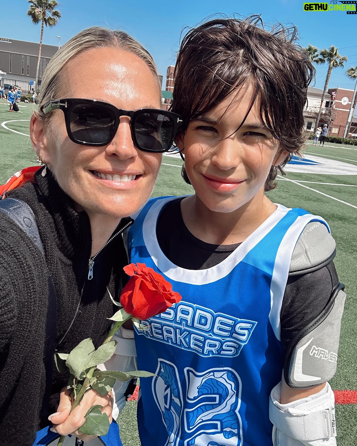Molly Sims Instagram - They love me and I love them right back ❤️🙏🏼
