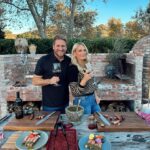 Molly Sims Instagram - @curtisstone is my new chef husband after this episode 😜 we cooked steak, blind tasted wine (I won btw 😏) and he actually made me LIKE duck. Curtis, you are amazing and this interview and day was so much fun. Go check it out at link in bio ❤️