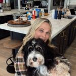 Molly Sims Instagram - Best trash can I’ve ever gotten 🤷🏼‍♀️