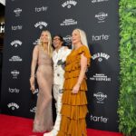 Molly Sims Instagram - Are you really mommin’ if you aren’t live streaming your sons playoff baseball game from the red carpet? 😉 @si_swimsuit last night was legendary 💋