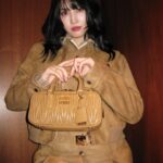 Momo Hirai Instagram - Miu Miu Icon Bag ”Arcadie“🤎🤎🤎 @miumiu #MiuMiu #MiuArcadie #PR #Japan